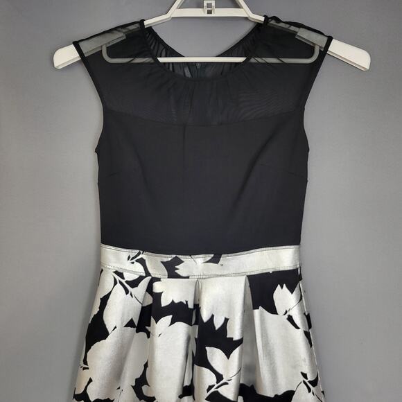 En Focus Studios Maxi Dress Womens 4 Black Silver Shimmer Floral Mesh Sleeveless - Picture 2 of 13